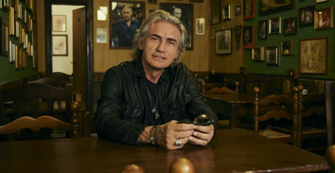 “Dedicato a noi”, esce il nuovo album di Ligabue