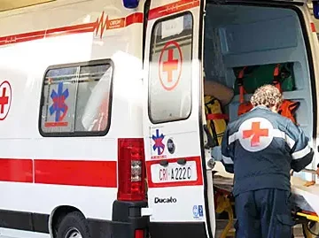 Azzannato dal cane di famiglia finisce al pronto soccorso del Belcolle