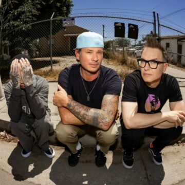 Musica, fuori il nuovo album di inediti dei Blink 182  “One more time”