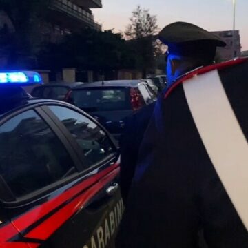 Caprarola, passeggiava per il paese, ma era ai domiciliari, bloccato e riaccompagnato a casa