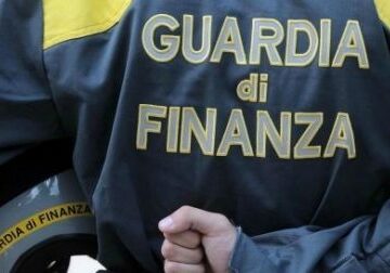 Viterbo, la G.d.F. sequestra beni di vario tipo, tra cui un milione e mezzo di euro, due indagati