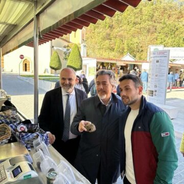 Battistoni alla Fiera Nazionale del Tartufo Bianco di Acqualagna