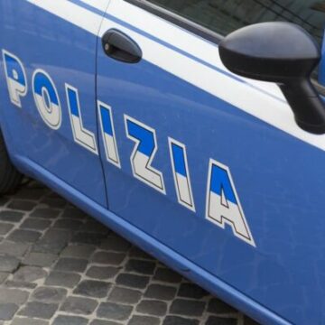 “Datemi i soldi o vi ammazzo”: minaccia di morte i genitori per comprarsi la droga