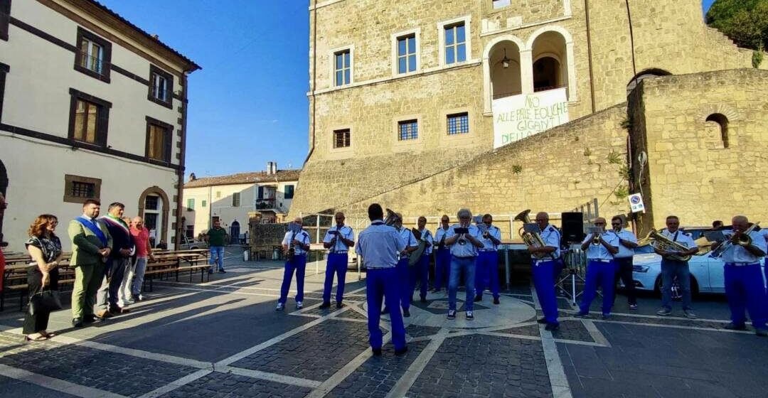 Ischia di Castro, in piazza prodotti artigianali, manufatti e prodotti tipici