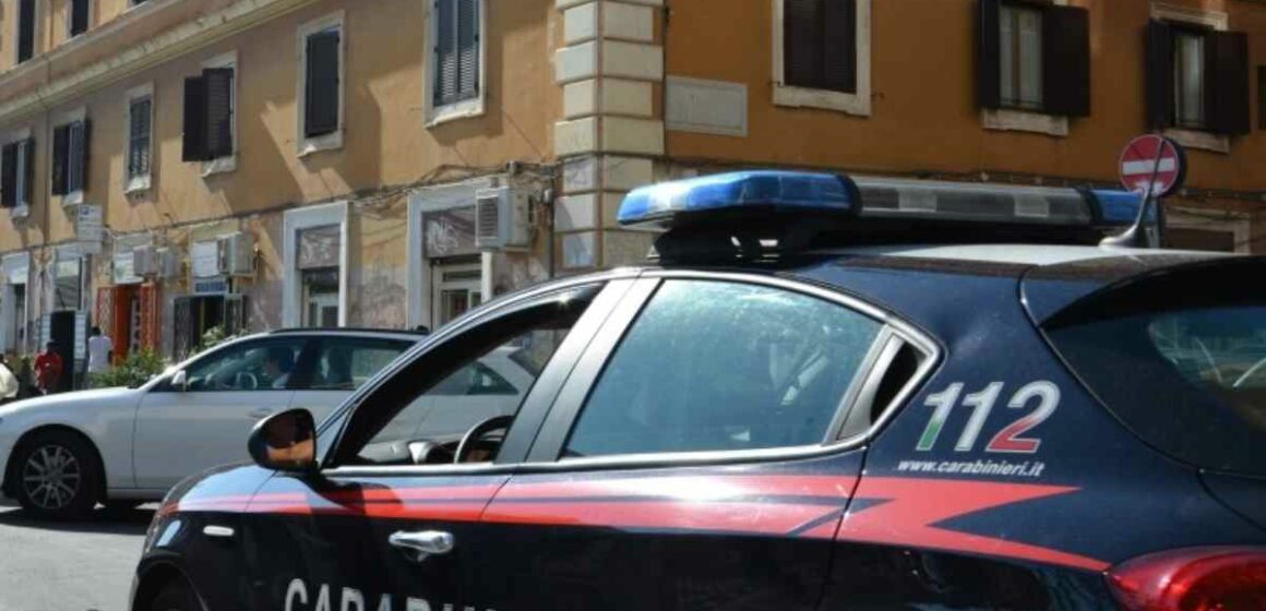 Abusi su una diciottenne viterbese e una sua amica, due arresti a Roma