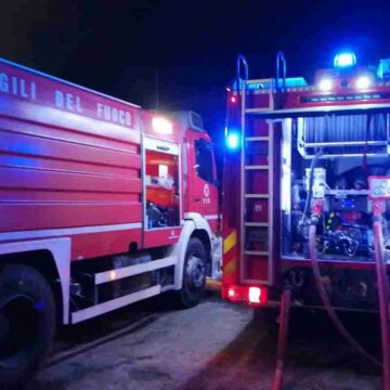 Ristorante raso al suolo da un incendio,  esplode una cabina elettrica