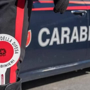 Sutri, trovato con coltello a serramanico in auto, denunciato 32enne per porto abusivo di armi