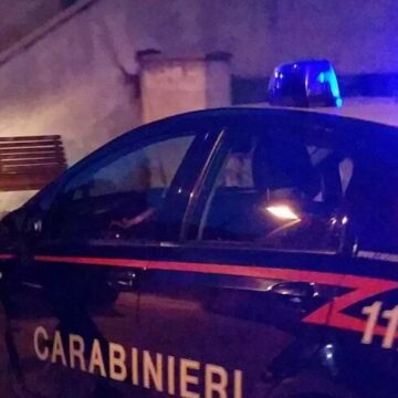 Viterbo, 32enne e 21enne di Orte arrestati in via Garbini per furto aggravato