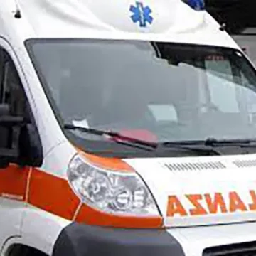 Incidente tra un tir e una moto sulla Nepesina, centauro ferito gravemente