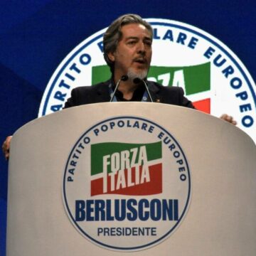 Battistoni (F.I.): “Tesseramento del partito in forte aumento, proroga al 30 novembre”